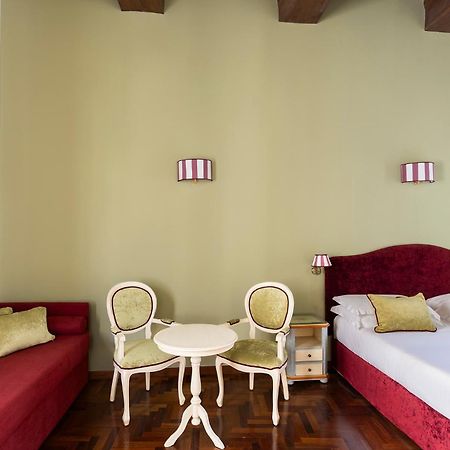 Residenza Della Signoria Hotel ฟลอเรนซ์ ภายนอก รูปภาพ
